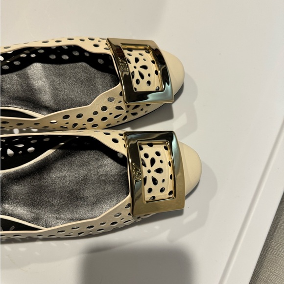 New shoes super stylish and comfortable. - Picture 2 of 3